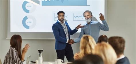 how to introduce speaker in conference