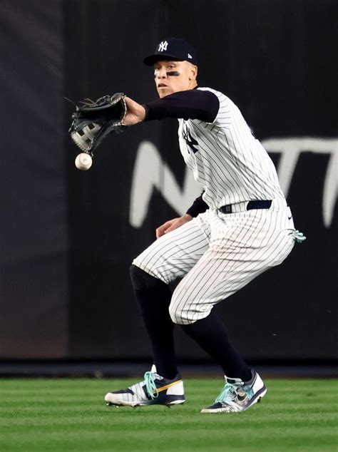 how to judge an error in baseball