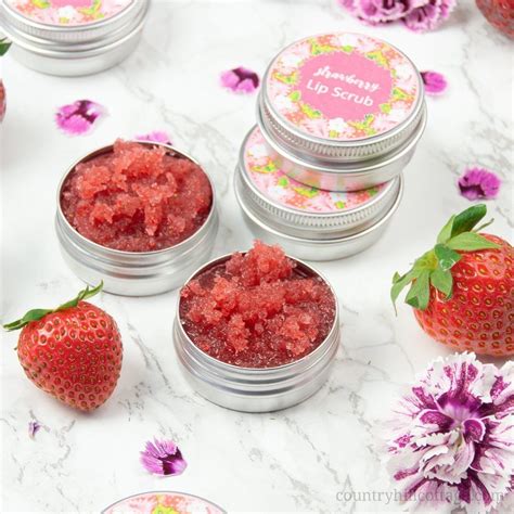 how to make a quick lip scrub solution