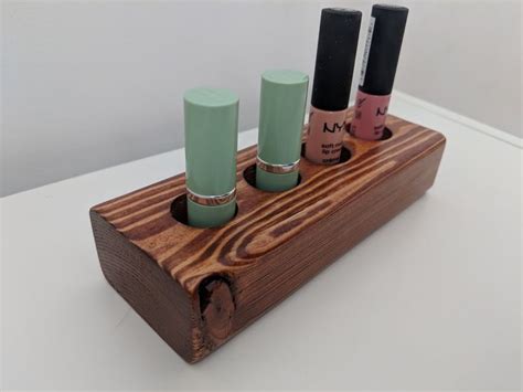 how to make a wooden lipstick holder