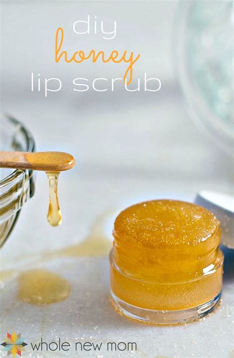 how to make honey scrub for lips