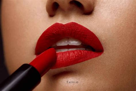 how to make lipstick not smear around