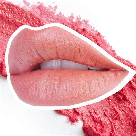 how to make matte lipstick look good naturally