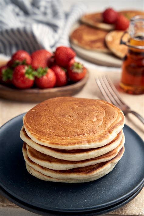 how to make pancakes with flour without eggs