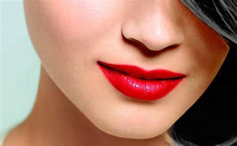 how to make red lipstick last longer naturally