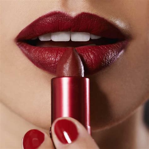 how to make red lipstick look good