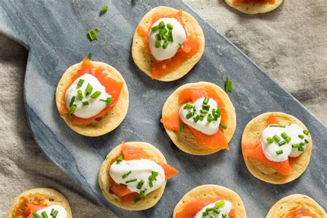 how to make salmon blinis