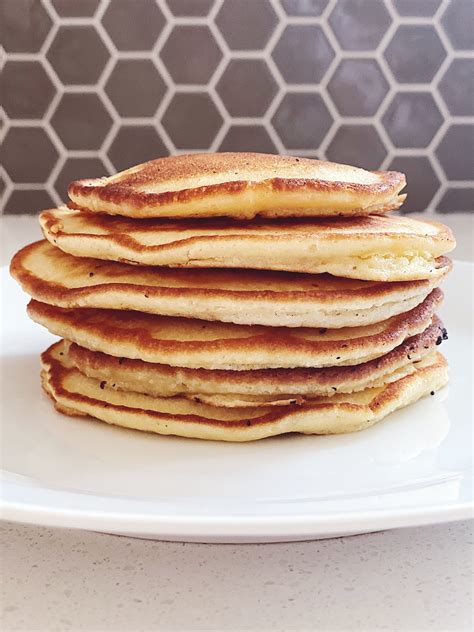 How To Make Simple Pancakes