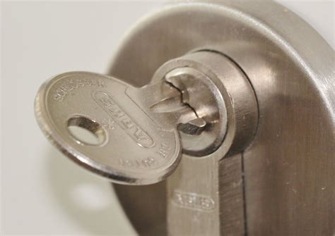 How To Open Barrel Lock