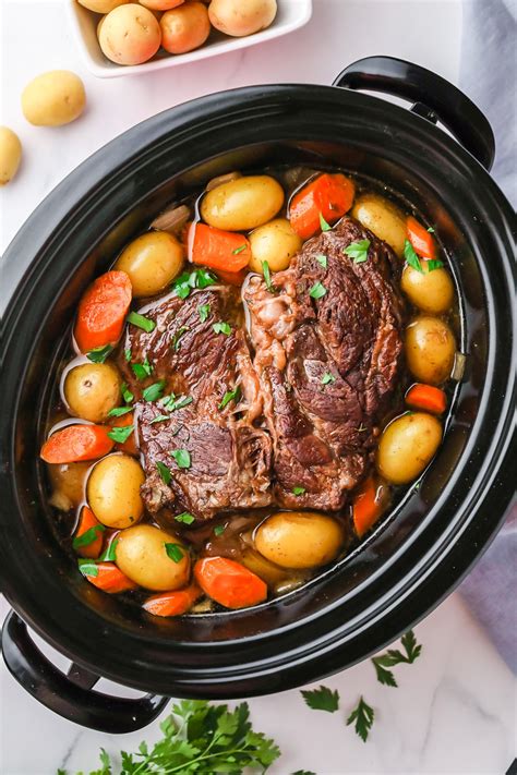 how to pot roast in slow cooker
