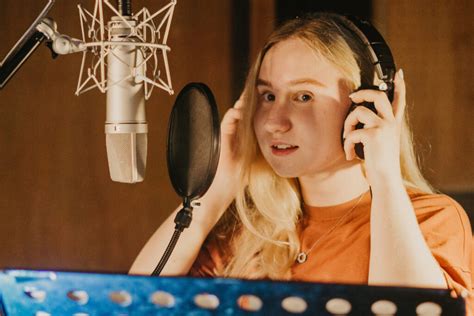 how to exist a session singer