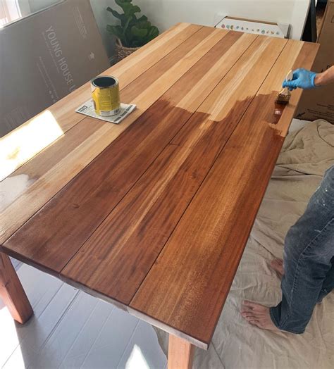 how to re varnish a table top