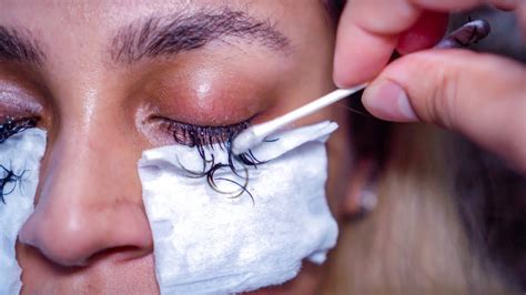 how to remove fake lash extensions
