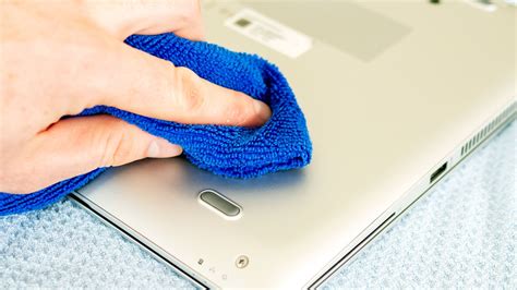 how to scrub my laptop