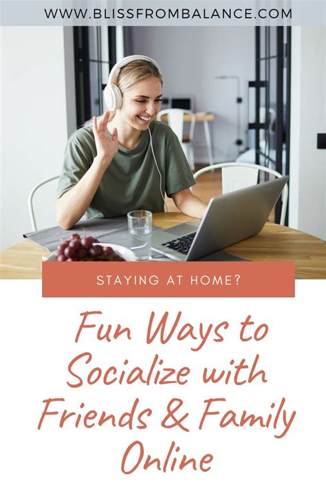 how to socialise with new friends online