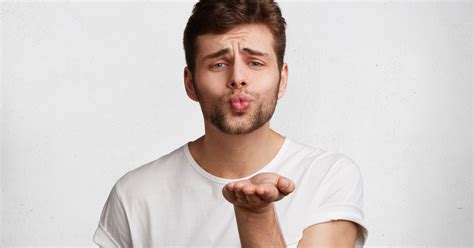 how to tell if a quiet guy likes you quiz