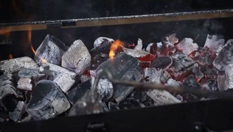 how to tell when charcoal is ready
