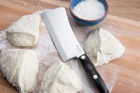 how to use a cleaver