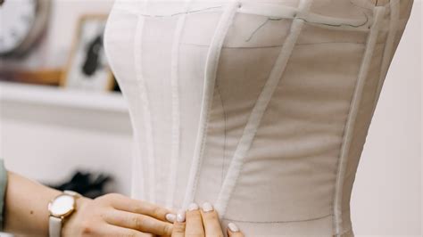 how to use boning in sewing
