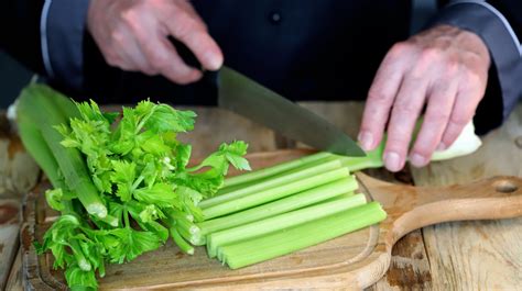 how to use celery in cooking