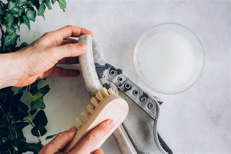 how to wash canvas shoes in washer