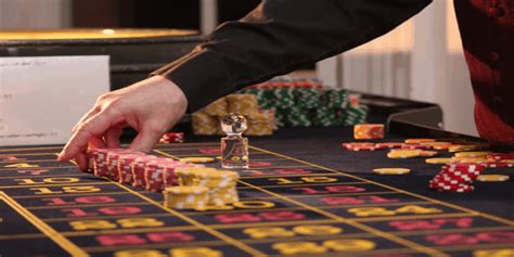 how are online casinos regulated