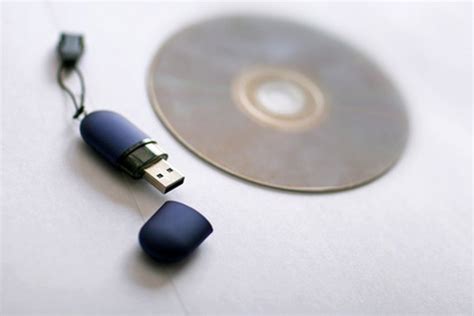 Read How To Copy A Bootable Cd To Usb Techwalla 