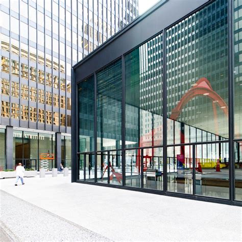 Chicago Federal Center Building
