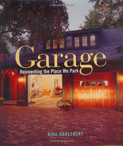 Detached garage