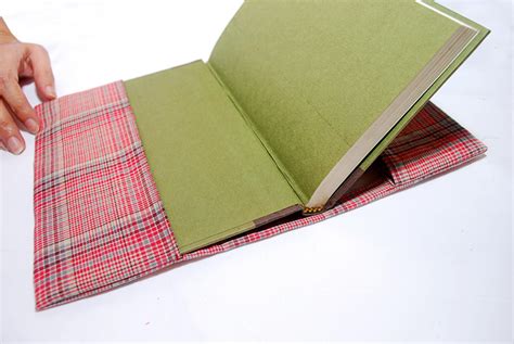 Exakta Handbook. 1956. Cloth.
