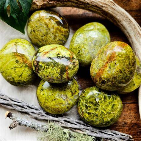 Green Opal Palm Stone