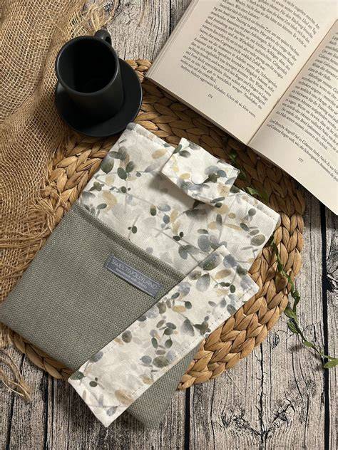 Look Pretty with Nature Accessories