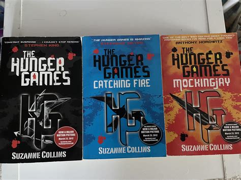 Red Twilight: God of Hunger volume 3