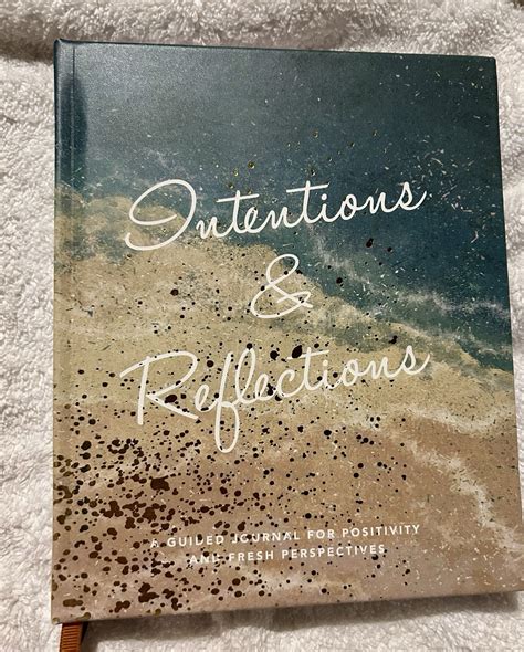 Reflections: Daily Gratitude and Affirmation Journal