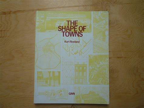 The Shape of Towns