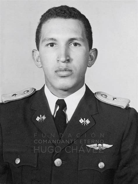 hugo chavez biografi