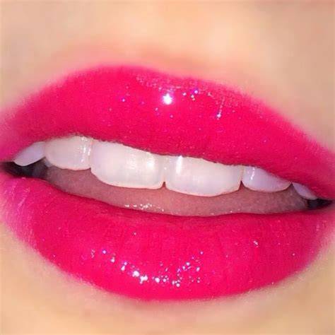 hungry lips nude