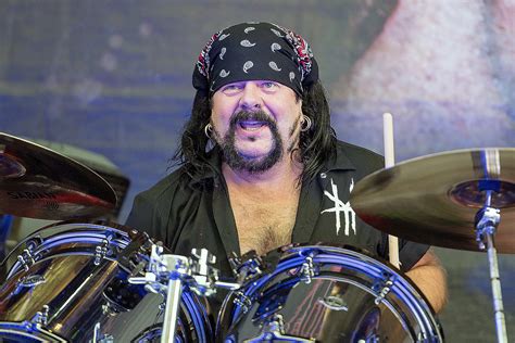 hur dog vinnie paul