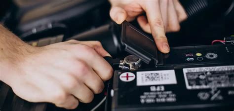 hur ladda bilbatteriet