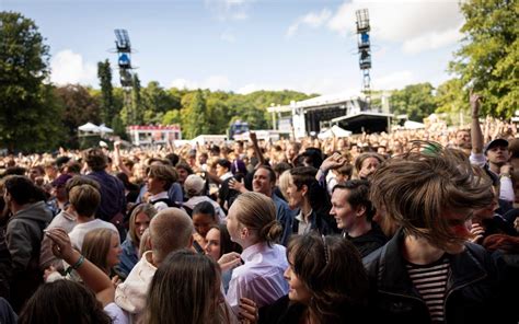 hur många är på way out west