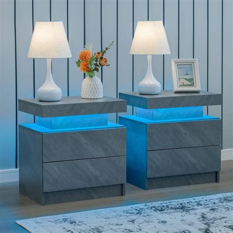 I Night Stand