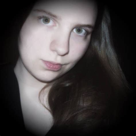 I So Pale