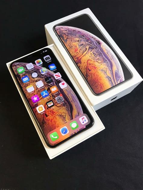 iPhone XS Max 64GB Excellent Condition 12 Months Warranty