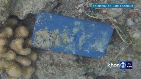 iPhone survives 33 days underwater off Hawaii beach