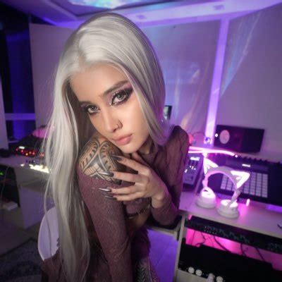 iam_eli nude