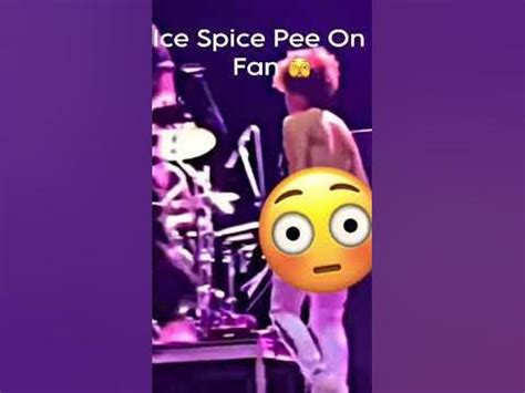 Ice spice pissing on fan