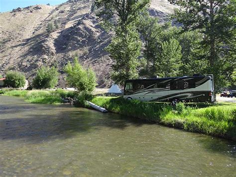 idaho rv campgrounds with full hookups