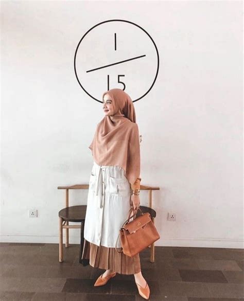 Ide Outfit Ngampus Nob Hijab Sopan Teratas Di Desain Baju Sekolah Jurusan Perkantoran Putri Dengan Harganya - Desain Baju Sekolah Jurusan Perkantoran Putri Dengan Harganya
