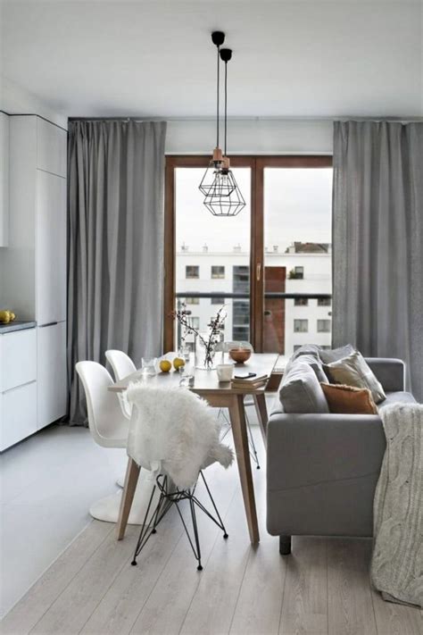 Ideas de decoración de salones grises y blancos para un hogar elegante y atemporal