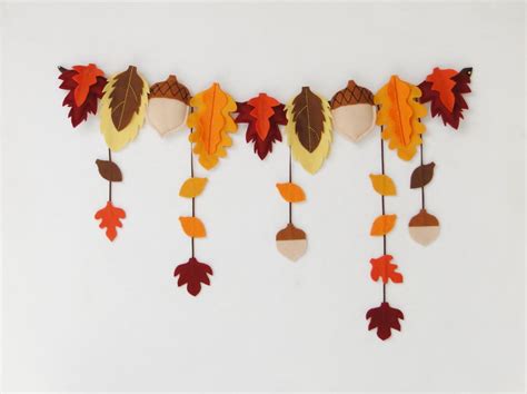 Ideas para decorar la guardería con hojas de otoño de forma infantil